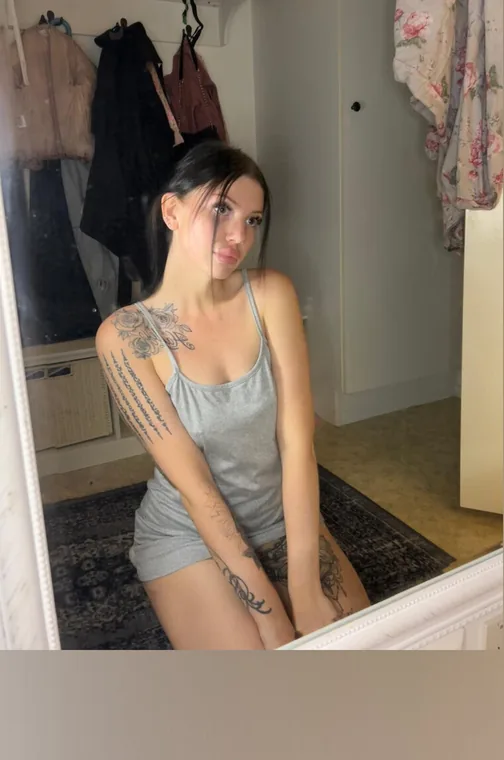 Petite Emsan – norsk OnlyFans-skaper