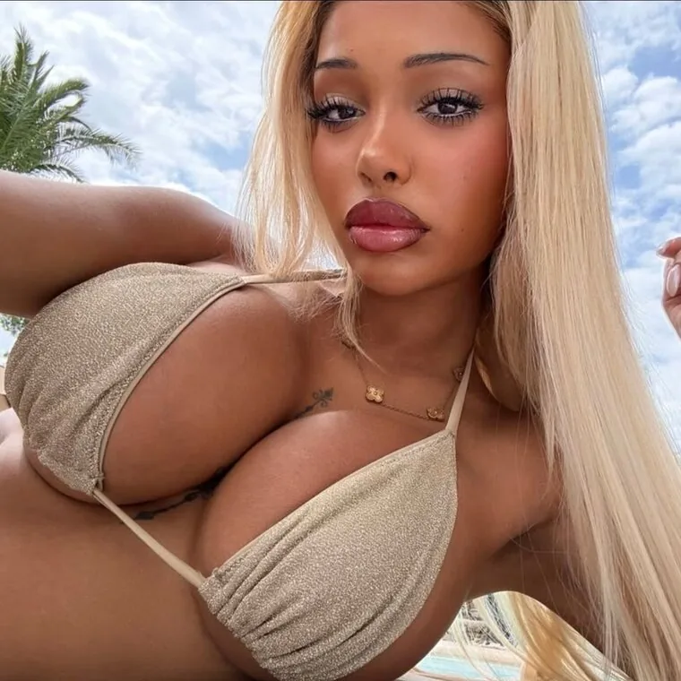Henni – norsk OnlyFans-skaper