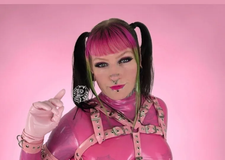 Latex_neko – norsk OnlyFans-skaper