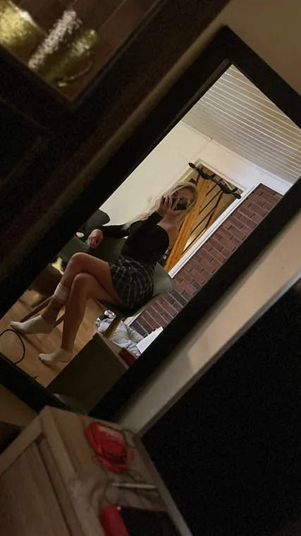 Lille_miamiii – norsk OnlyFans-skaper