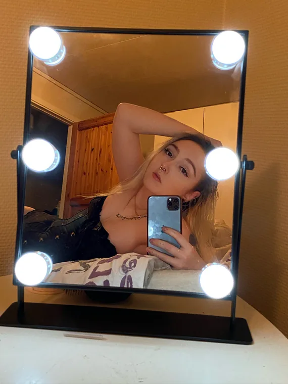 ‍Embla‍ – norsk OnlyFans-skaper