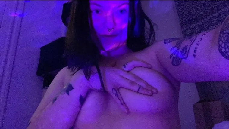 Tattooed Biatch – norsk OnlyFans-skaper