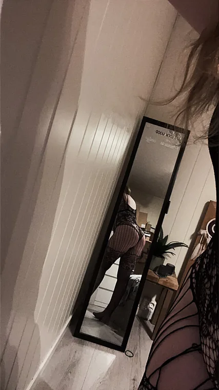 Spicy Teen – norsk OnlyFans-skaper
