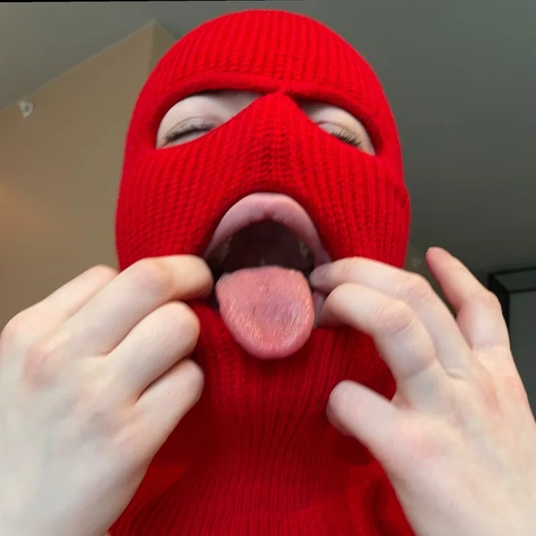 Your secret stepsister – norsk OnlyFans-skaper